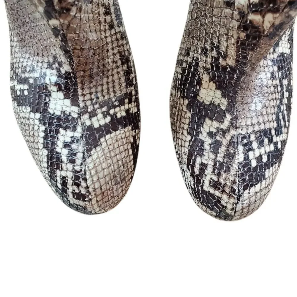 Stuart Weitzman Apollo Snakeskin Ankle Boots Size: 7.5